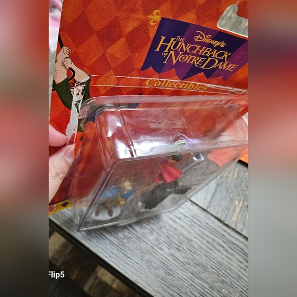 Disney's The Hunchback of Notre Dame collectable figures lot - Picture 4 of 8